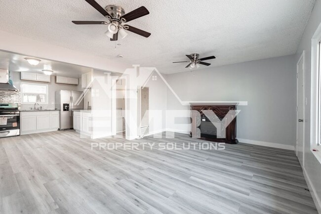 6255 Gifford Ave in Bell, CA - Building Photo - Building Photo