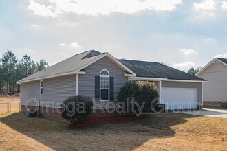 194 Joham St in Rainbow City, AL - Building Photo - Building Photo