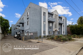 2216-2218 Court St. in Los Angeles, CA - Foto de edificio - Building Photo