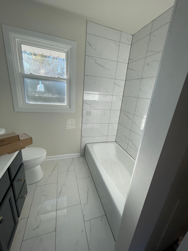 5963 Teakwood Dr in Greendale, WI - Foto de edificio - Building Photo