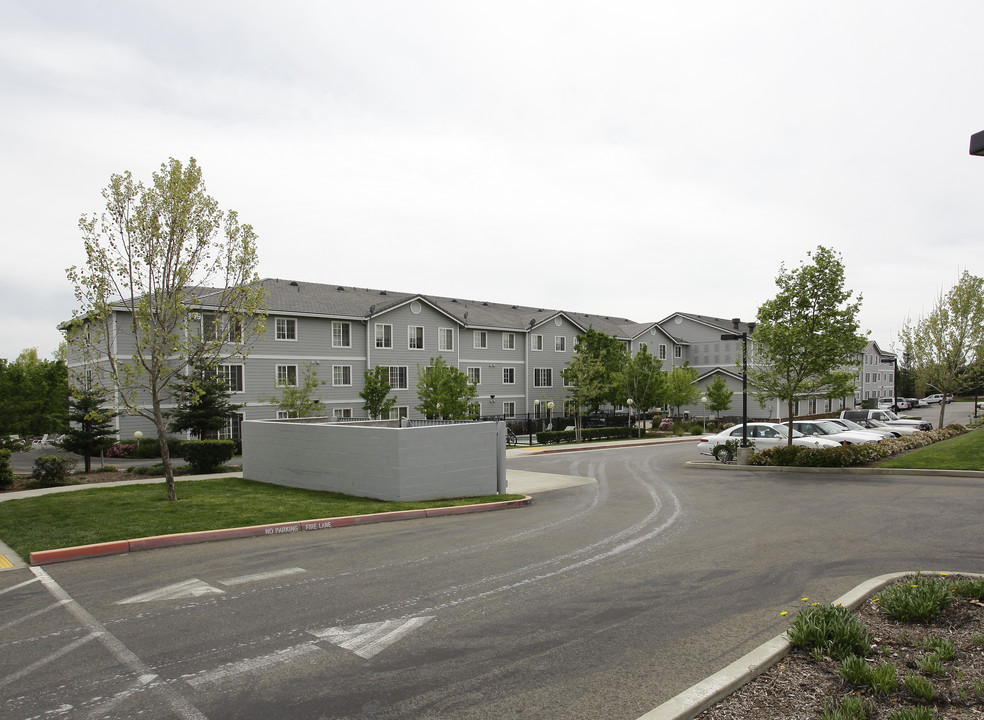 Maidu Village in Roseville, CA - Building Photo