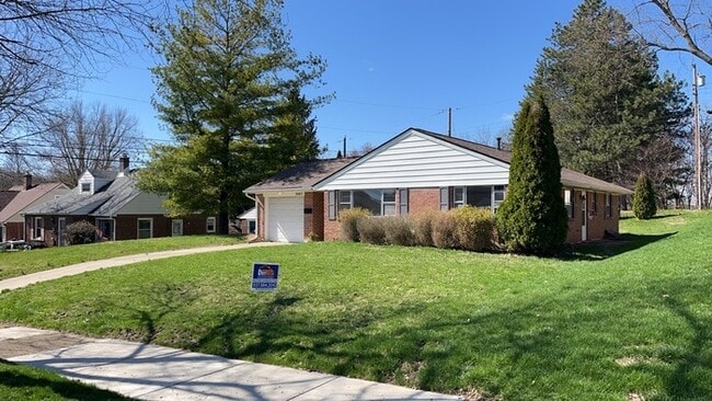 3043 Regent St in Dayton, OH - Building Photo - Building Photo