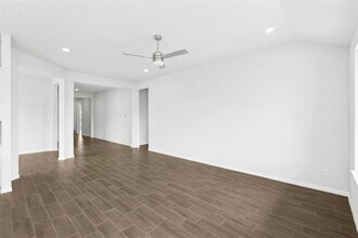 161 Smithsonian Ln in Kyle, TX - Building Photo - Building Photo