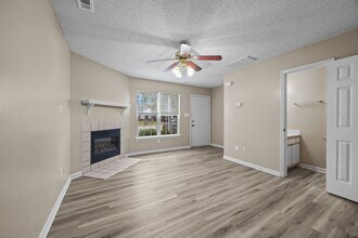 117 Mesa Ln in Jacksonville, NC - Building Photo - Building Photo