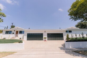 2251 E 20th St in Signal Hill, CA - Building Photo - Building Photo