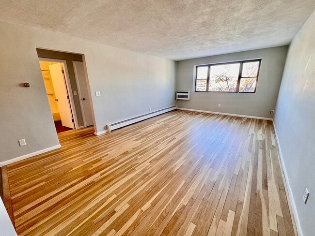 97 Spring St in Boston, MA - Building Photo - Building Photo