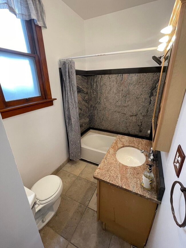 104 E 23rd St, Unit 1