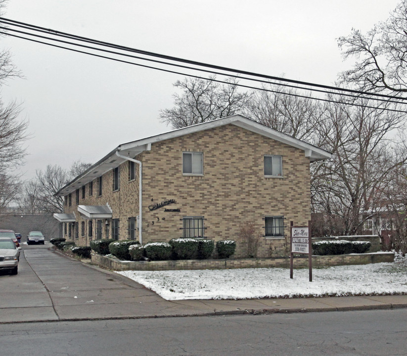 Sher-More Apartments in Dayton, OH - Building Photo