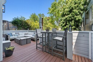 885 Castro St in San Francisco, CA - Building Photo