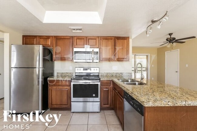 1633 W Charleston Ave in Phoenix, AZ - Building Photo - Building Photo