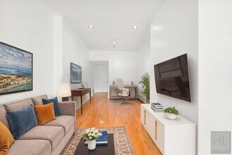 78 Clinton Ave in Brooklyn, NY - Building Photo - Building Photo