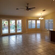 9139 W Davis Rd in Peoria, AZ - Building Photo - Building Photo
