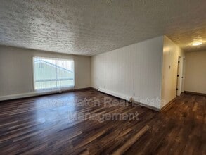 3925 E 9th Ave in Anchorage, AK - Building Photo - Building Photo