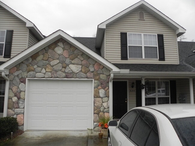 property at 620 Goodale Ln