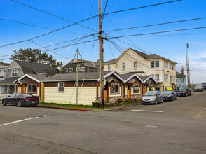 29 Avenue G in Seaside, OR - Building Photo - Building Photo