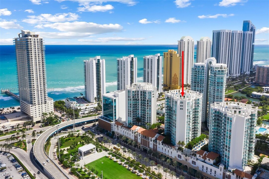 200 Sunny Isles Blvd in Sunny Isles Beach, FL - Building Photo