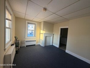 5 Francis St in Wrightstown, NJ - Building Photo - Building Photo