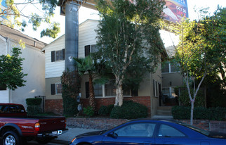 10306 Santa Monica Blvd Apartments