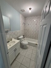 384 NW 93rd St in Miami, FL - Building Photo - Building Photo