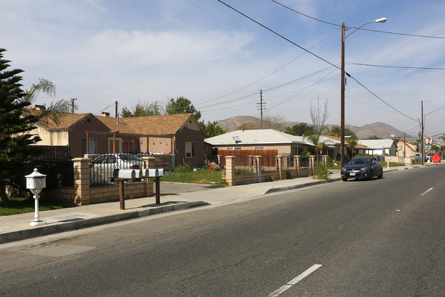 5070 La Sierra Ave in Riverside, CA - Building Photo - Building Photo