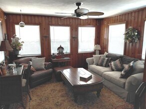 2609 47th St S in Gulfport, FL - Foto de edificio - Building Photo