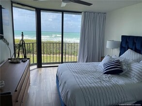 9650 S Ocean Dr in Jensen Beach, FL - Building Photo - Building Photo