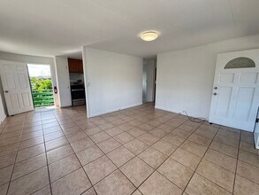 1930 Pacific Heights Rd in Honolulu, HI - Building Photo - Building Photo