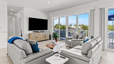 7760 Aviation Blvd in Marathon, FL - Building Photo - Building Photo