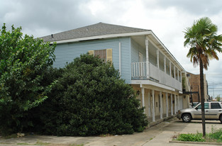 2824 Independence St Apartments