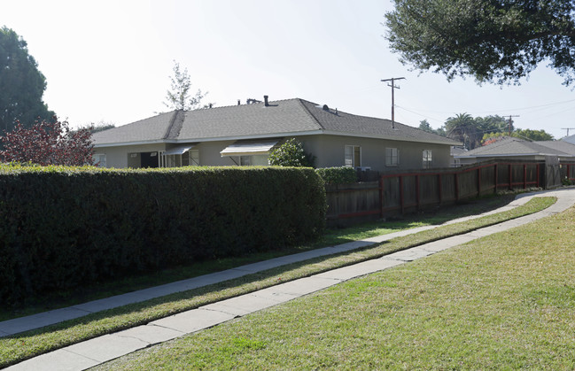 905 N Euclid Ave in Ontario, CA - Building Photo - Building Photo