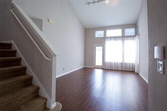 956 Avondale Ln in Plano, TX - Building Photo - Building Photo