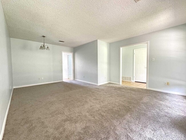 4168 Danamar Dr in Pensacola, FL - Building Photo - Building Photo
