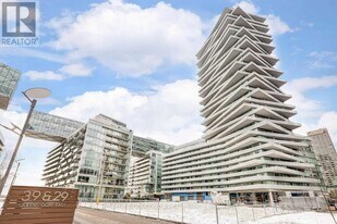 15 Queens Quay E in Toronto, ON - Building Photo