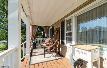 245 S Madison Ave in Dunellen, NJ - Building Photo - Building Photo