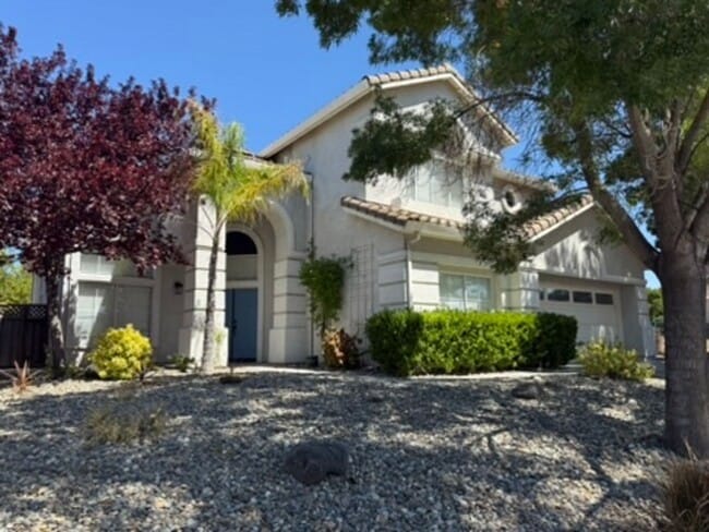 2005 Spruce Way in Antioch, CA - Building Photo - Building Photo