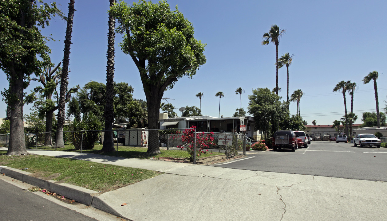 Star Trailer Park in Ontario, CA - Building Photo