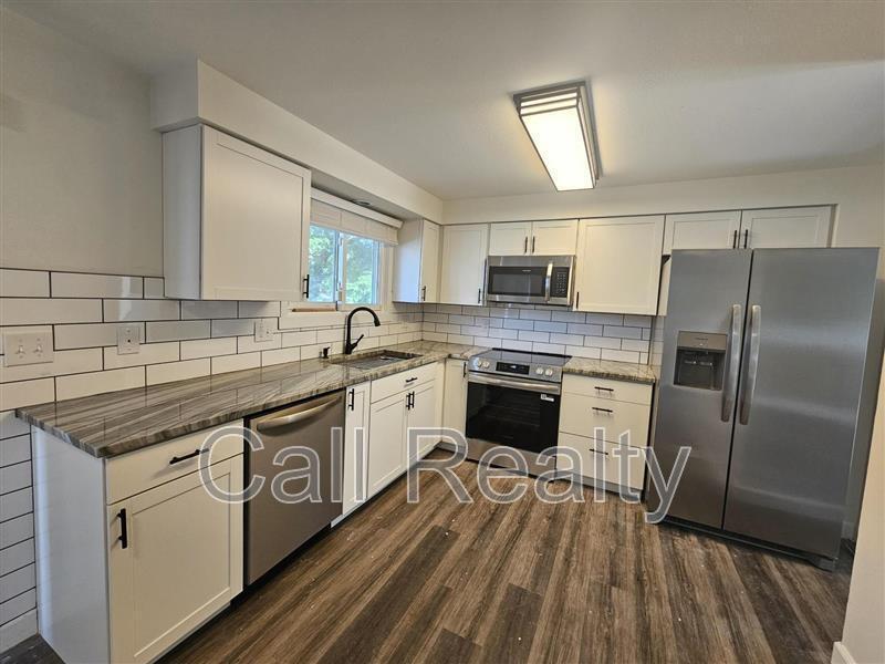 1724 N Lee St in Spokane, WA - Foto de edificio