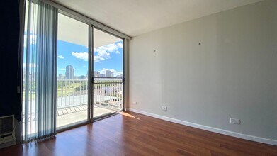 737 Olokele Ave in Honolulu, HI - Building Photo - Building Photo
