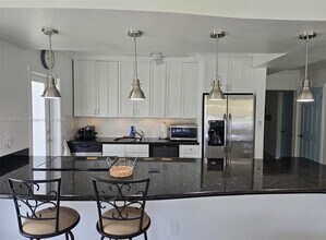 180 Isle of Venice Dr in Fort Lauderdale, FL - Building Photo - Building Photo