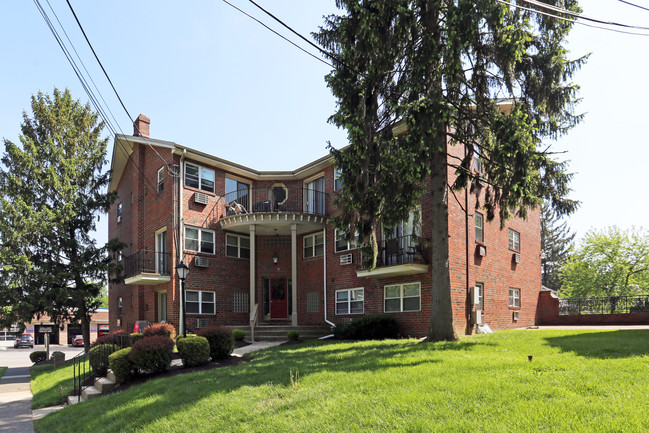 Cameo Court Apartments