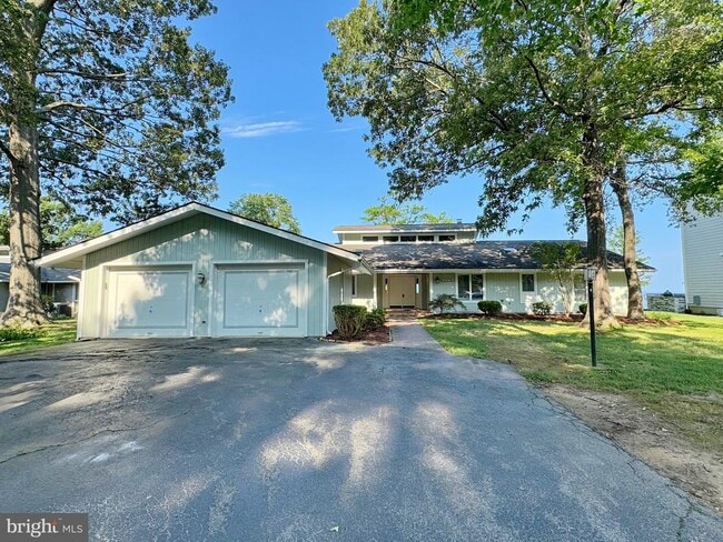 11470 Mohawk Ct in Swan Point, MD - Foto de edificio - Building Photo