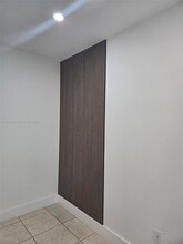 733 Riverside Dr in Coral Springs, FL - Building Photo - Building Photo