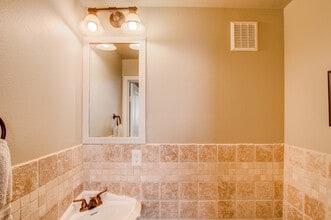 1862 Summit Ave in Dallas, TX - Building Photo - Building Photo