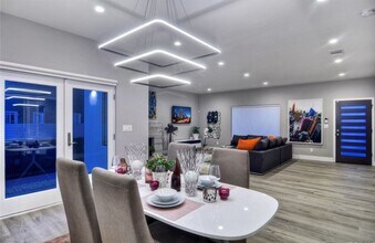 7007 Arlington Ave in Los Angeles, CA - Building Photo - Building Photo