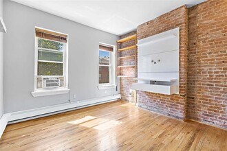 719 Adams St in Hoboken, NJ - Building Photo - Building Photo