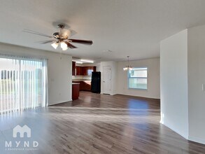 6600 Wirevine Dr in Brooksville, FL - Foto de edificio - Building Photo