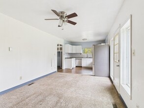 3205 Repp Rd in North Pole, AK - Building Photo - Building Photo