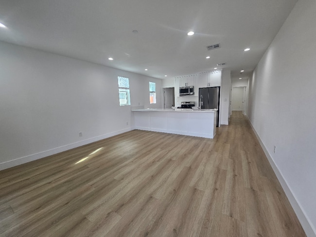 1624 W 205th St in Torrance, CA - Building Photo - Building Photo