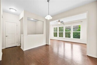 522 Spring View Dr in Woodstock, GA - Building Photo - Building Photo