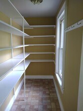 7 Locust Ave, Unit 2nd Floor in Danbury, CT - Foto de edificio - Building Photo
